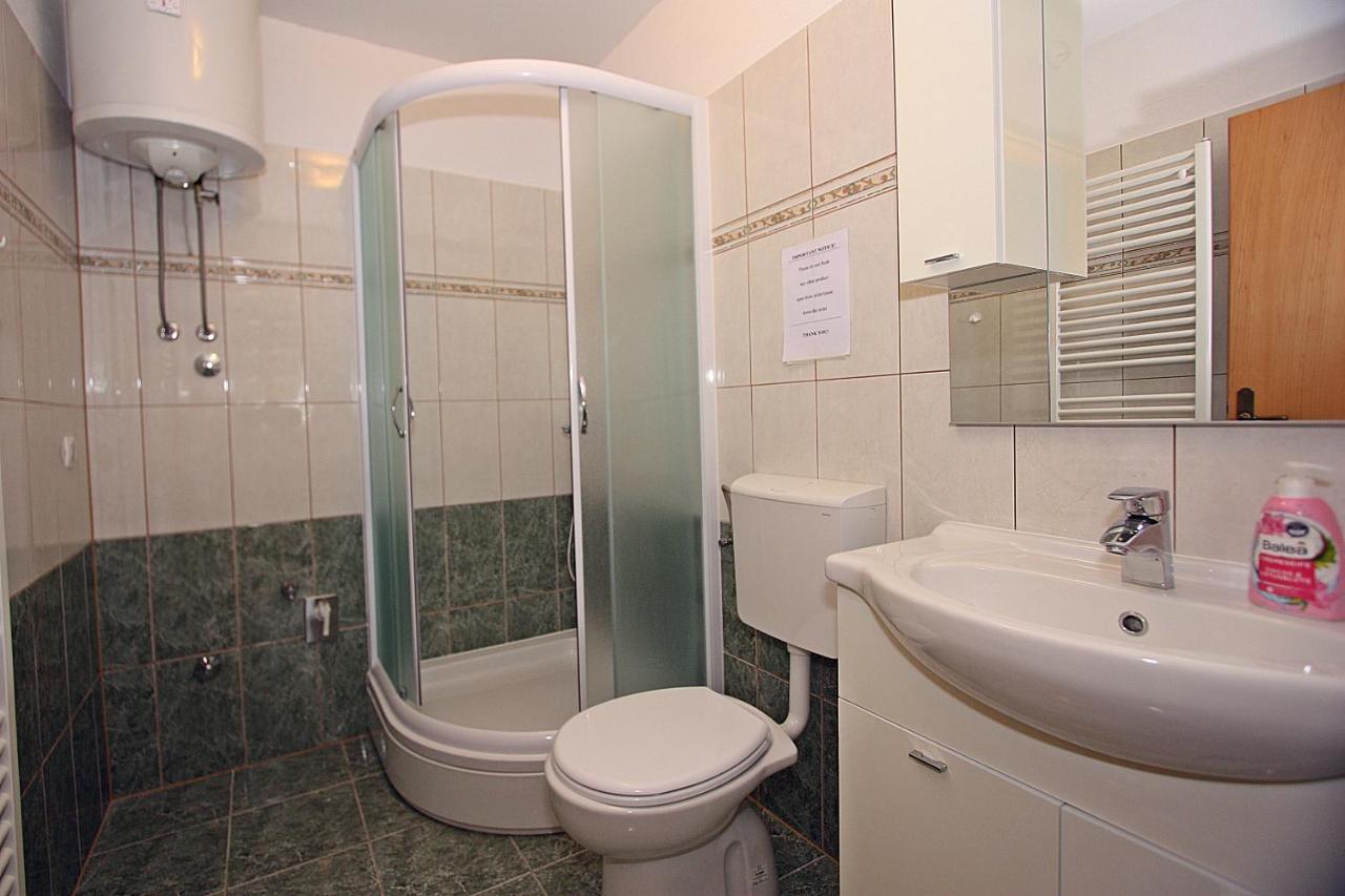 Apartments Ella Супетар Экстерьер фото